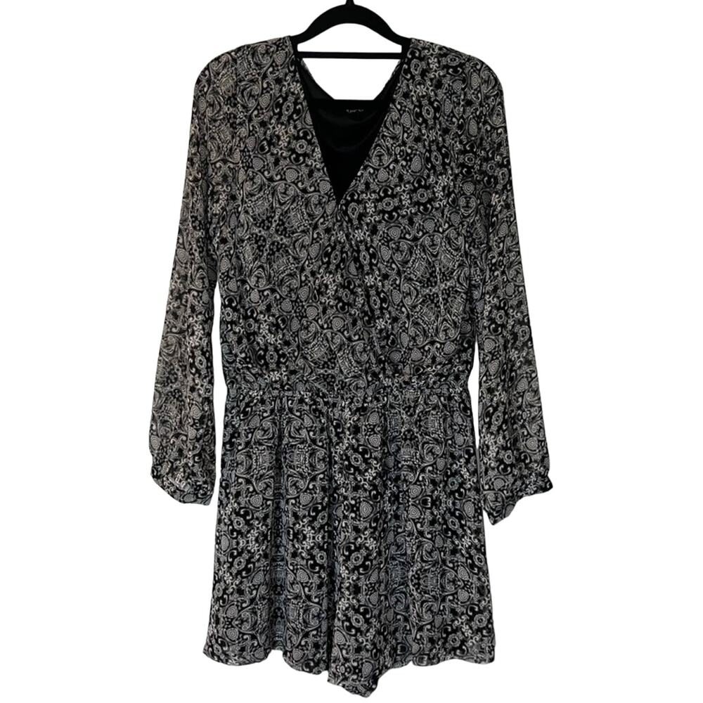 Express - Black & white paisley long sleeve chiffon wrap front romper, M